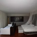 No81 Hotel