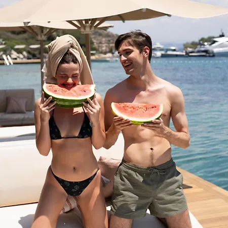 No81 Ξενοδοχείο Golturkbuku