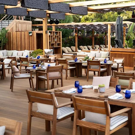 Ξενοδοχείο No81 Golturkbuku